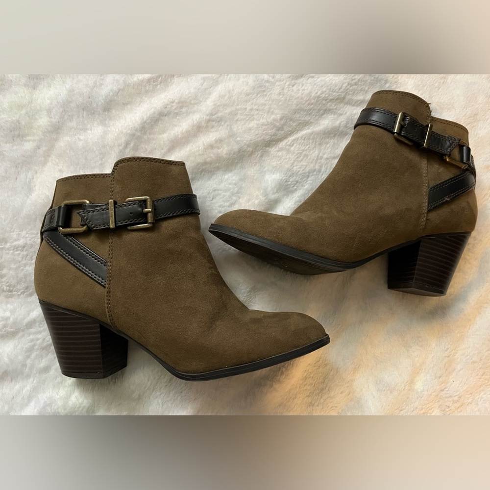 Express Brown Suede Ankle Booties